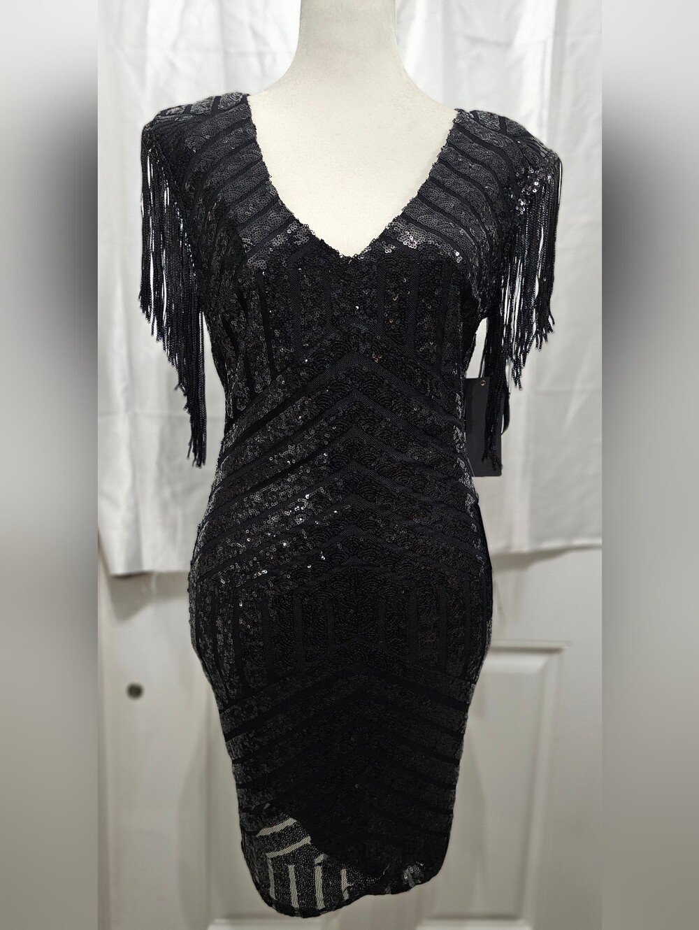 City Studio NWT Black Sequin Fringe Shoulder Bodycon Cocktail Dress 3/4